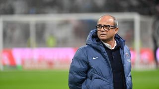 Mercato : Il saute dans un avion pour faire 9 300 km et signer au PSG… L’incroyable histoire du dernier transfert gagnant de Luis Campos